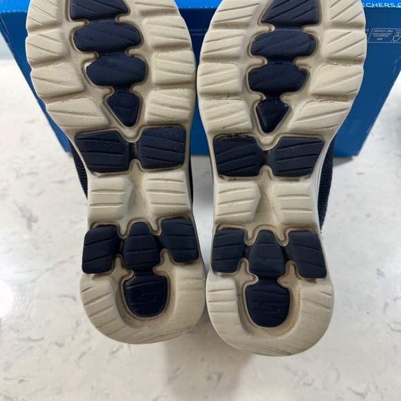 Sketchers Go Walk machine washable starlit navy slip ons, size 8.5 - Picture 5 of 16